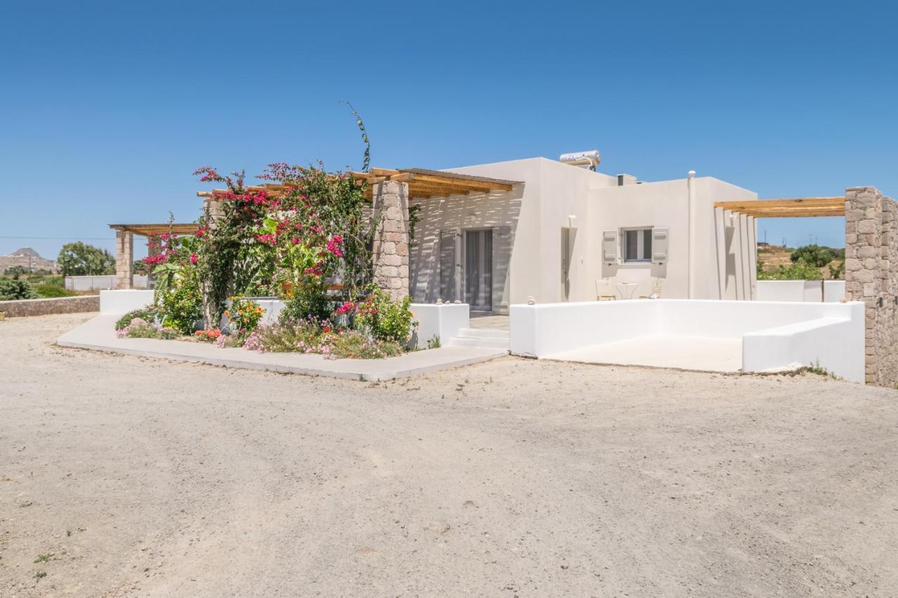 Milis Houses Αδάμας Εξωτερικό φωτογραφία